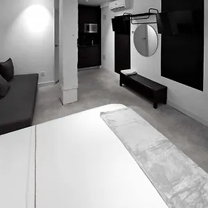 alcazaba-modern-y-luxury.1costadelsol.com/